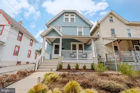 315 W Spring Ave, Ardmore, PA 19003