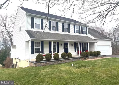 60 Arbor Ct, Royersford, PA 19468