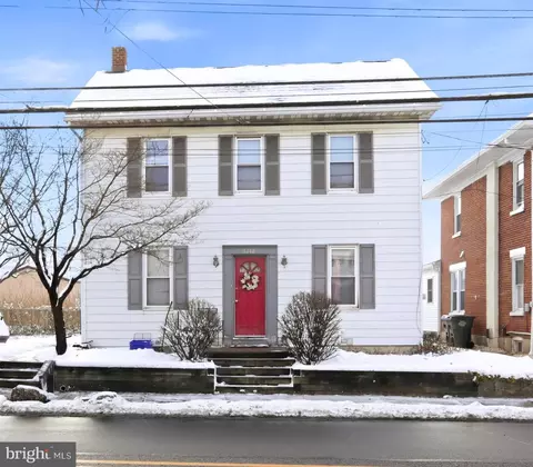 1212 E Philadelphia Ave, Gilbertsville, PA 19525