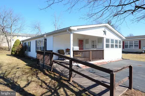 640 Apple St, Red Hill, PA 18076
