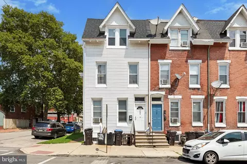 731 W Lafayette St, Norristown, PA 19401