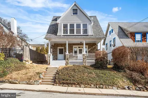 237 N Essex Ave, Narberth, PA 19072