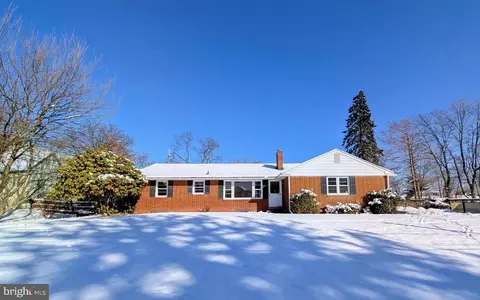 617 Crescent Ave, Lansdale, PA 19446
