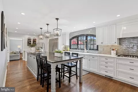 600 Linnet Rd, Audubon, PA 19403