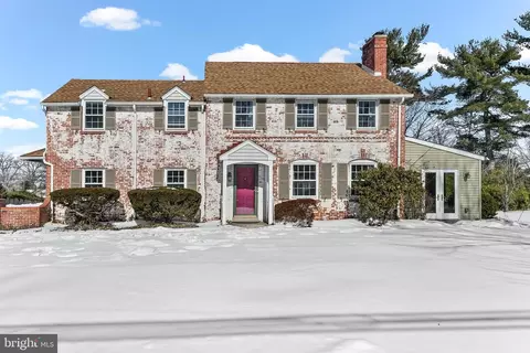 1715 Sandy Hill Rd, Plymouth Meeting, PA 19462