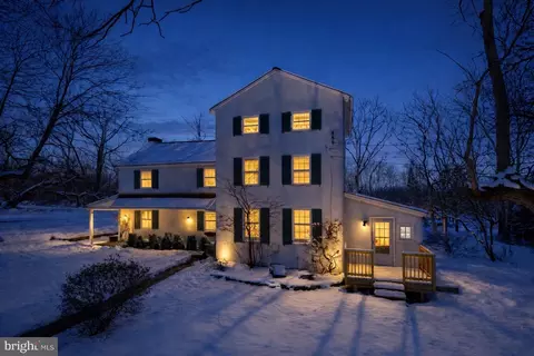 3026 Stump Hall Rd, Collegeville, PA 19426