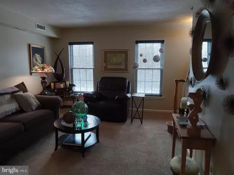 178 Wellington Ter #13-A, Lansdale, PA 19446