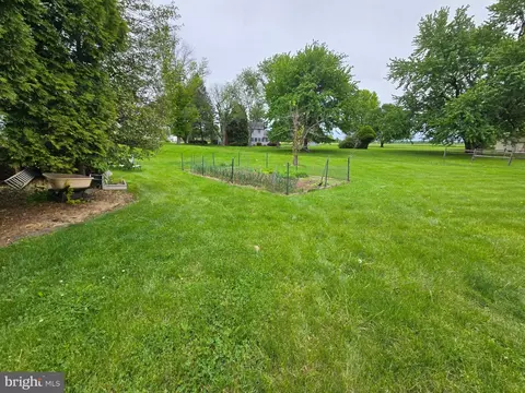 2276 S Valley Forge Rd, Lansdale, PA 19446