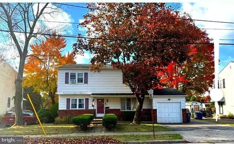 2942 Anzac Ave, Abington, PA 19001