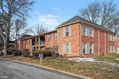 111 Culpepper Dr #L 9F, Penllyn, PA 19422