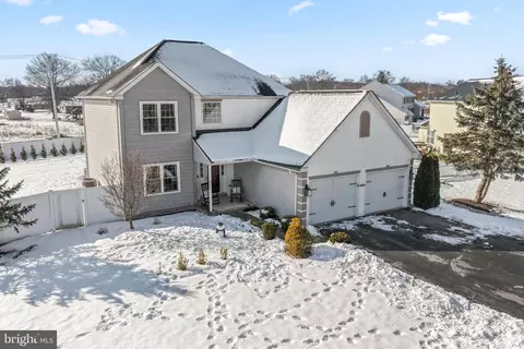 138 Cobblestone Dr, Gilbertsville, PA 19525