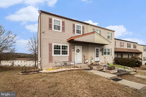 37 Pennypacker Dr, Schwenksville, PA 19473