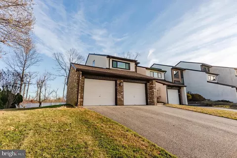 2400 Honey Run Rd Apt, Ambler, PA 19002
