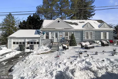 2621 Hawthorne Rd, Glenside, PA 19038