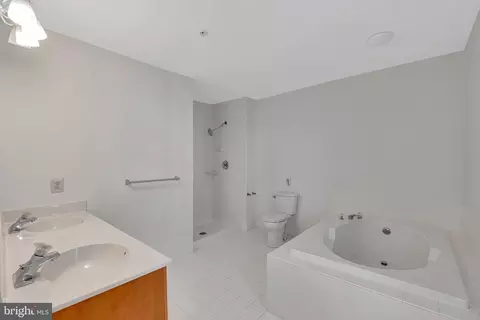 Bath - 1129 Brians Way, Wayne, PA 19087 photo 1 of 3