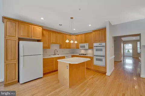 Kitchen - 1129 Brians Way, Wayne, PA 19087 photo 2 of 2