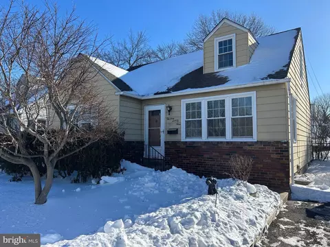 1369 Birchwood Ave, Abington, PA 19001