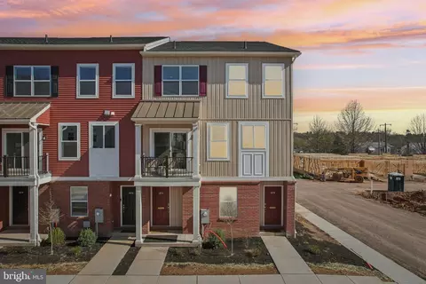 230 Chapel Ct #29S, Norristown, PA 19401