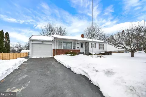 300 Northview Ave, Telford, PA 18969