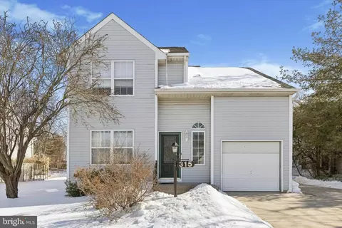 315 Bradford Ln, Lansdale, PA 19446