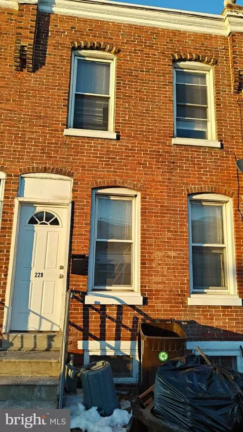 229 W Spruce St, Norristown, PA 19401