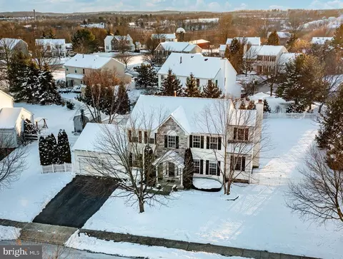 20 Nutmeg Ct, Royersford, PA 19468