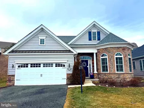 2241 Tanner Dr, Schwenksville, PA 19473