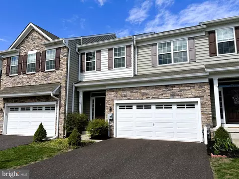 317 Fairfield Cir S, Royersford, PA 19468