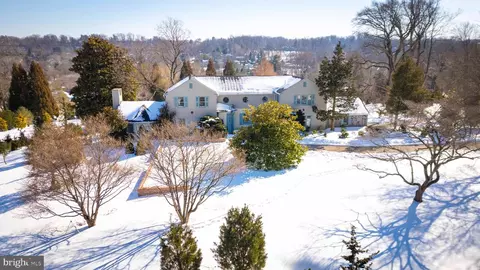 1260 County Line Rd, Wayne, PA 19087