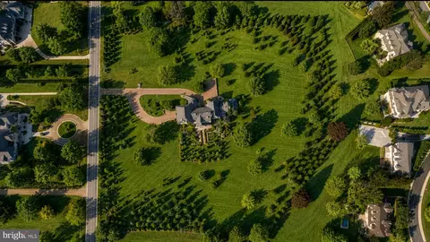 1260 County Line Rd # -2, Wayne, PA 19087