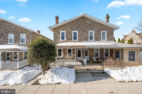 458 Renfrew Ave, Ambler, PA 19002