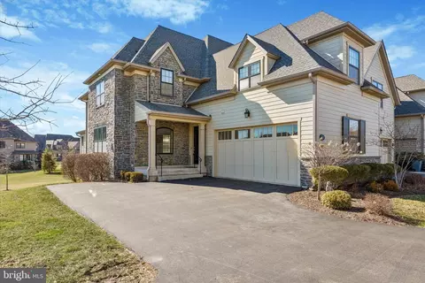 211 Pelham Ct, Flourtown, PA 19031