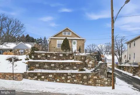 208 Limekiln Pike, Glenside, PA 19038