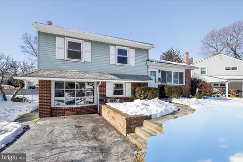 205 Willard Rd, Hatboro, PA 19040