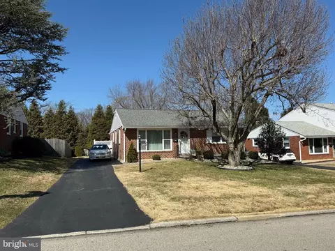 2427 Springview Rd, Norristown, PA 19401