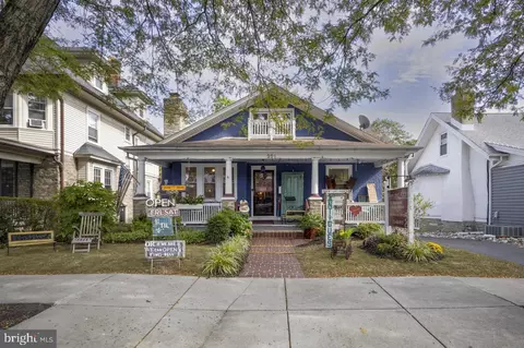 221 S Easton Rd, Glenside, PA 19038
