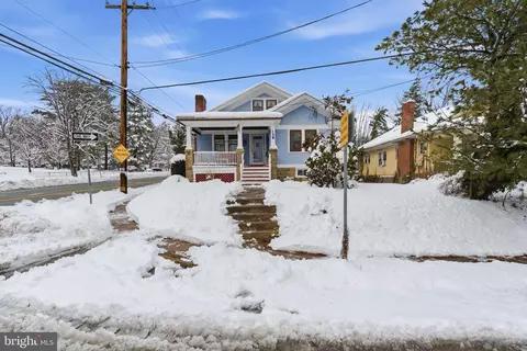 358 Oak Rd, Glenside, PA 19038