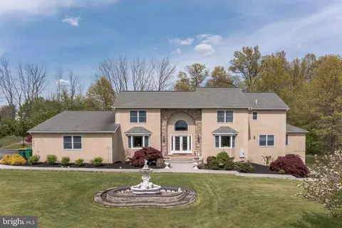 3461 Ernest Ln, Collegeville, PA 19426