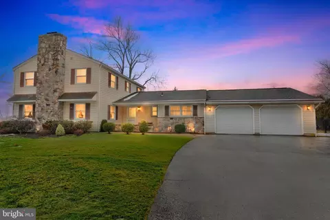 1302 Cherry Ln, Blue Bell, PA 19422