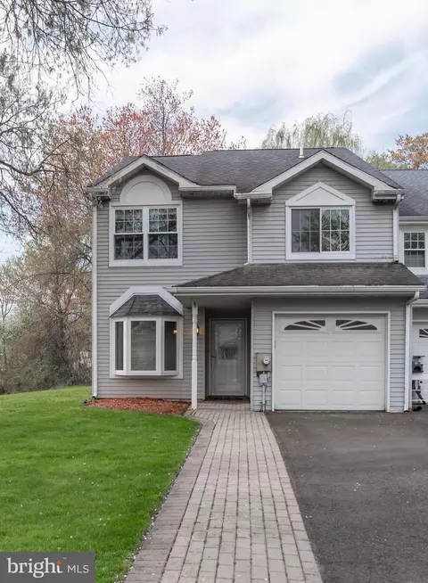 111 Sarahs Ln, Horsham, PA 19044
