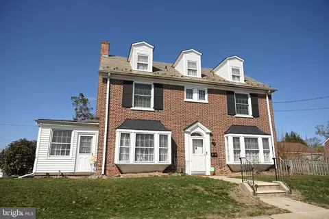 1401 Pine St, Norristown, PA 19401