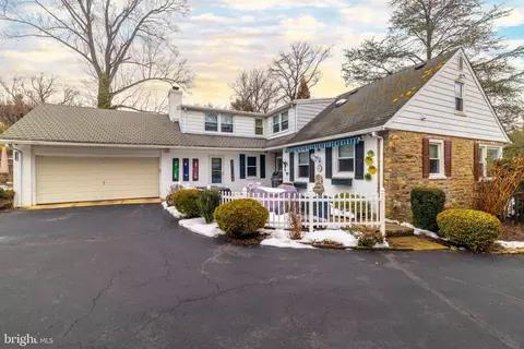 Exterior - 412 Rices Mill Rd, Wyncote, PA 19095 photo 2 of 14