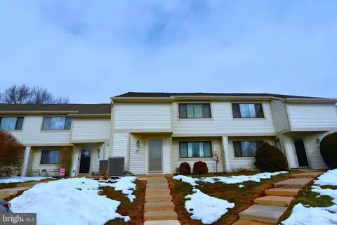102 Concord Pl #CONDO 125, Harleysville, PA 19438