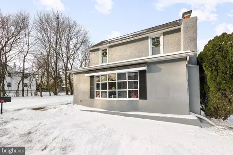 1010 Mount Pleasant Ave, Wayne, PA 19087 photo 1