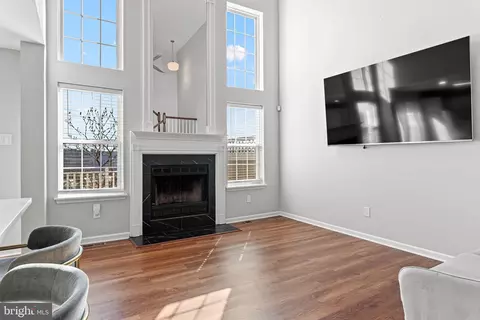 Living - 149 Timothy Cir, Wayne, PA 19087 photo 1 of 2