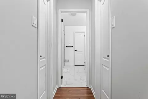 Entry Way - 149 Timothy Cir, Wayne, PA 19087 photo 5 of 6