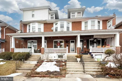 81 W 4th St, Pottstown, PA 19464