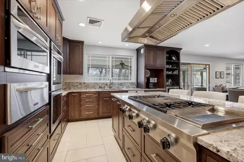 Kitchen - 1237 Hagys Ford Rd, Penn Valley, PA 19072 photo 5 of 5