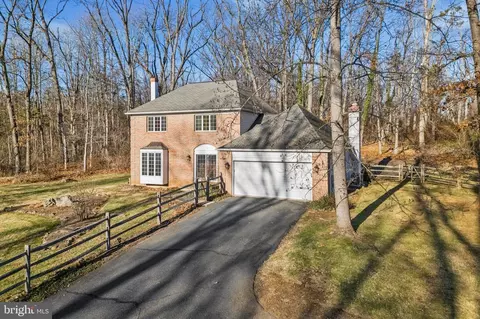 105 Susans Ln, Perkiomenville, PA 18074