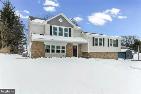 3340 Jeffrey Dr, Dresher, PA 19025